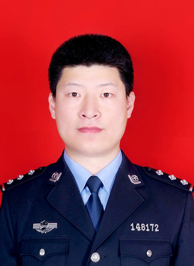 从警以来,先后在冠县公安局万善派出所,刑侦大队等单位工作,2010年又